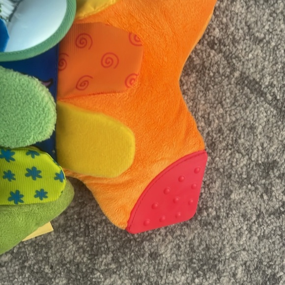 Melissa and Doug Flip Fish Soft Baby Toy - Picture 3 of 6